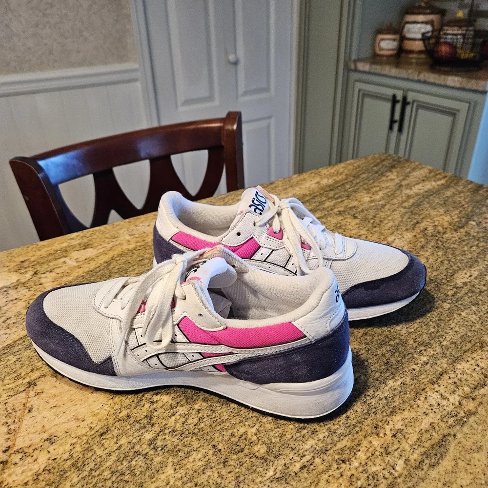Asics White Pink Blue Women's Gel Runner Sneakers - Picture 9 of 10